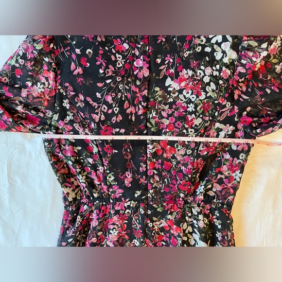 Danny and Nicole Black Floral Long Sleeve Midi Dress Berry Size 4 NWT - Picture 5 of 8